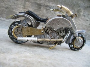 Mototsikly iz stary h naruchny h chasov 10 300x224 - Мотоциклы из старых наручных часов